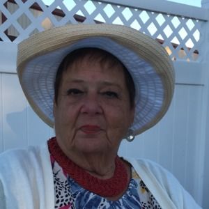 Meet your Posher, Sandy